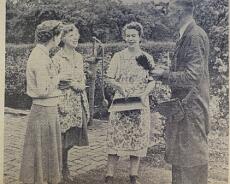 DSC00430 Bill Chinn's Hardware van - 1953
